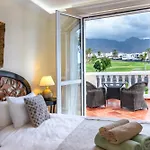 Villa Diora *
